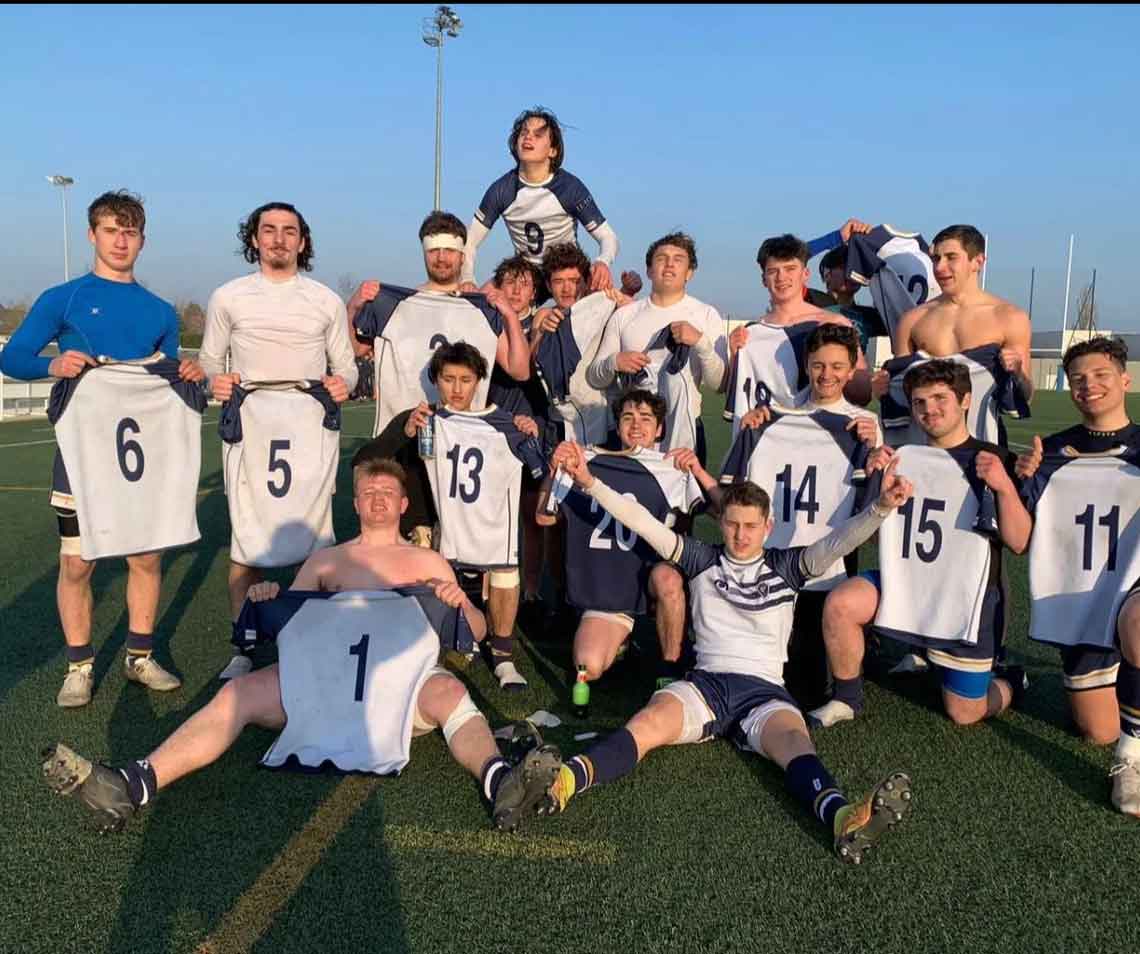 Photo d'équipe des U18 Juniors du Rugby Club de Versailles, évoluant en National et Régional